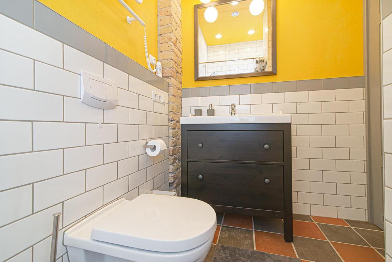 Modern Vilnius Old Town Apartment With Free Parking Exterior foto
